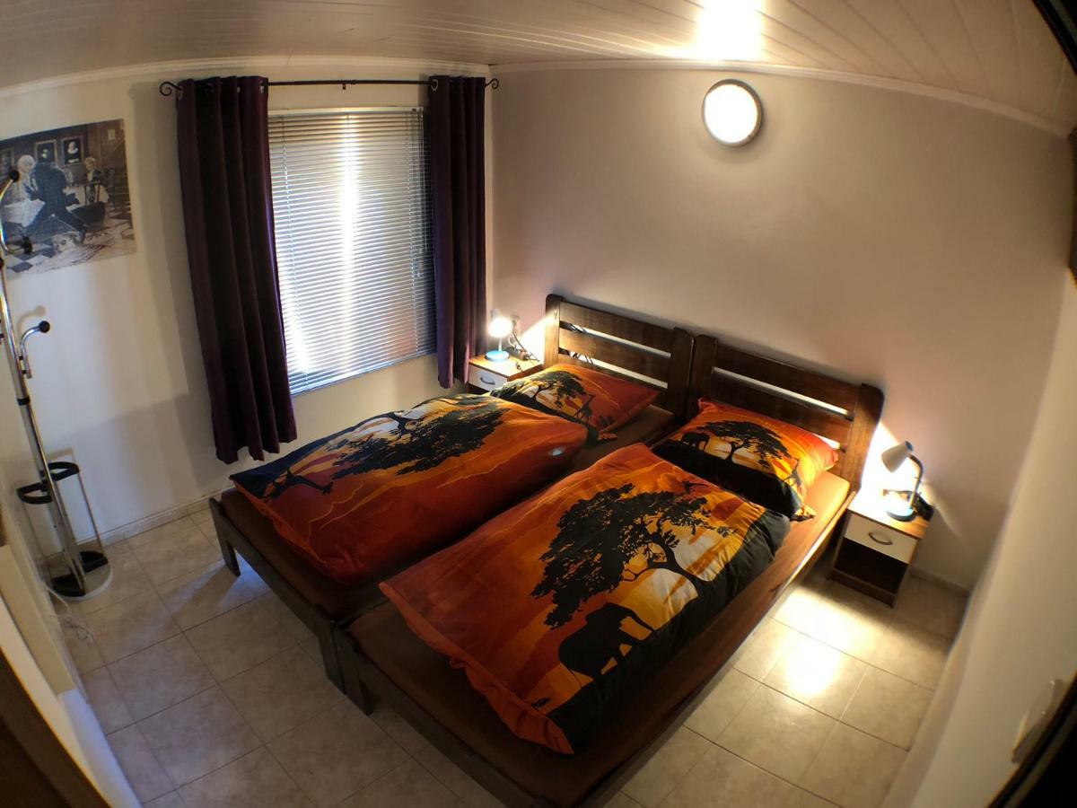 Hero 4 Sterne Ferienhaus Baja Εξωτερικό φωτογραφία